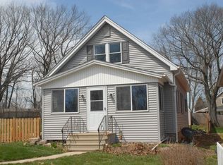 3928 E Dexter Ave, Oak Creek, WI 53154