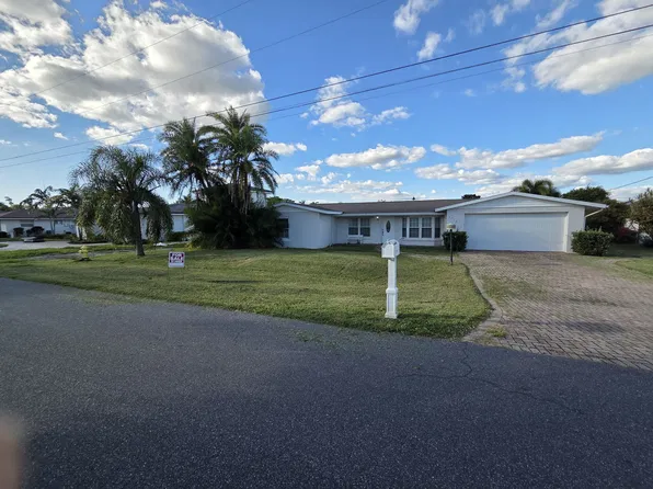 1721 Coral Way, North Fort Myers, FL 33917