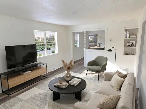 607 Saint Johns Ave SE, Red Lake Falls, MN 56750