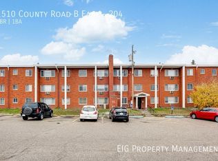 1510 W County Rd E #204, Saint Paul, MN 55126