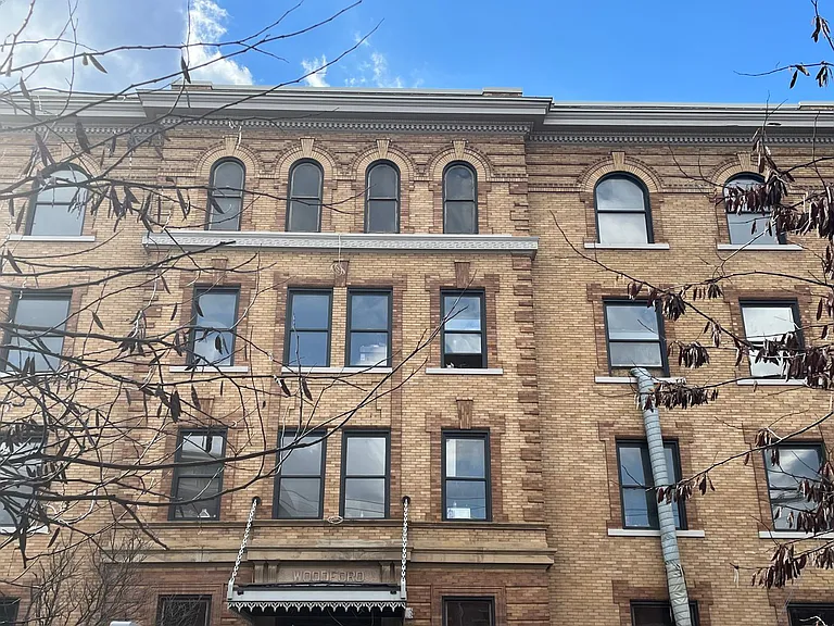 303 Greenup (NEW) — Photo 5