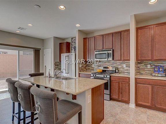 4th image of 8657 Tara Hill Ave