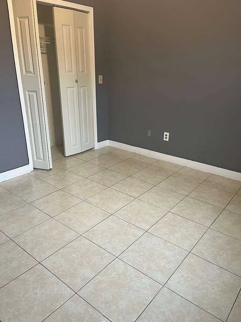 3 bed, $2,500 — Photo 1