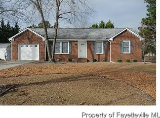4802 Foundary Ct, Hope Mills, NC 28348