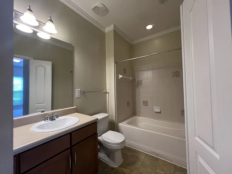 Wesley Kensington Apartments at Stonecrest — Photo 403