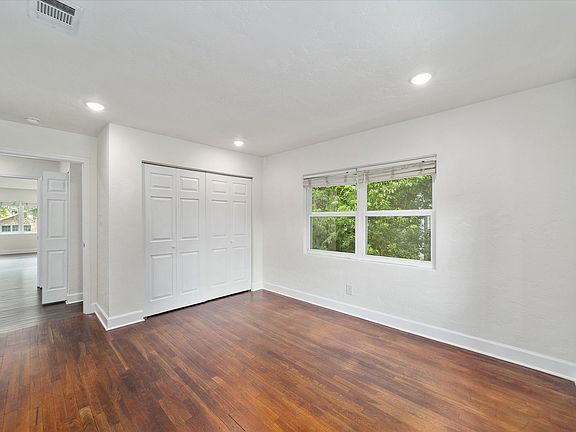 5th image of 1029 SW 1st Ave APT 4