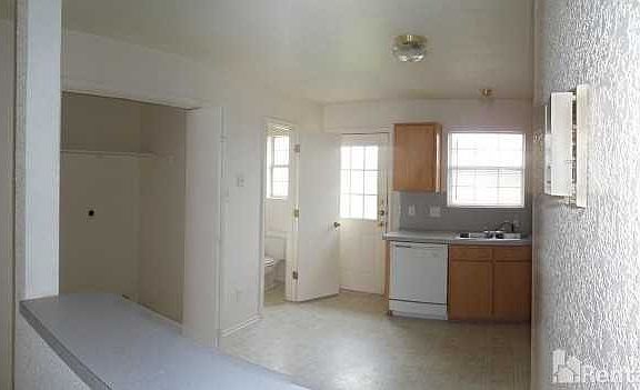 4th image of 4406 Alan Kent Dr APT B