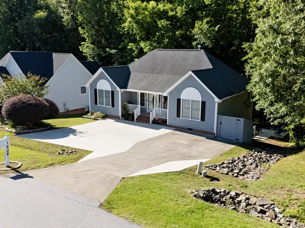 1608 Rogers Pointe Ln, Creedmoor, NC 27522