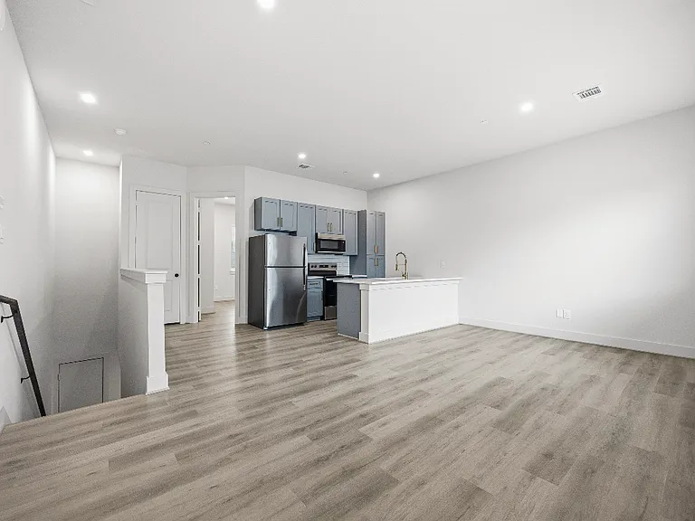 4612 Indie Heights Ln — Photo 8