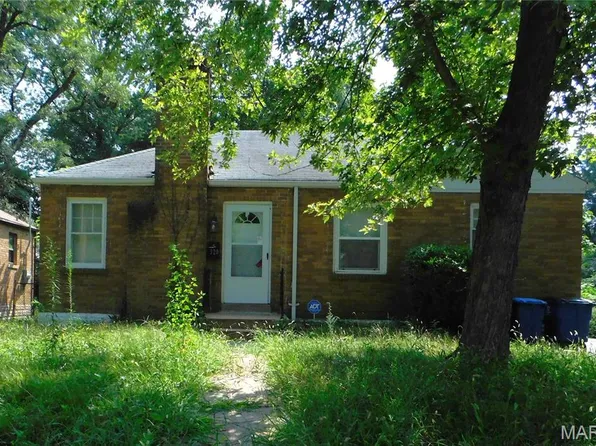 320 Henquin Dr, Saint Louis, MO 63135