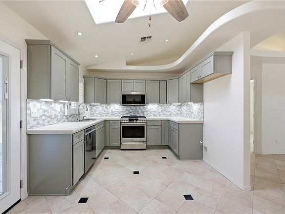 4th image of 4788 N College Court