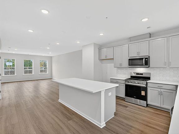 Open kitchen layout
