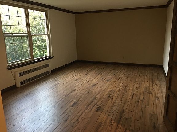 2nd image of 130 Brady Cir E #10461449