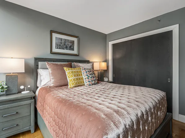 554 4th Avenue image 14 of 26