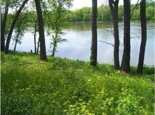 35013 S Peterson Ln, Wilmington, IL 60481