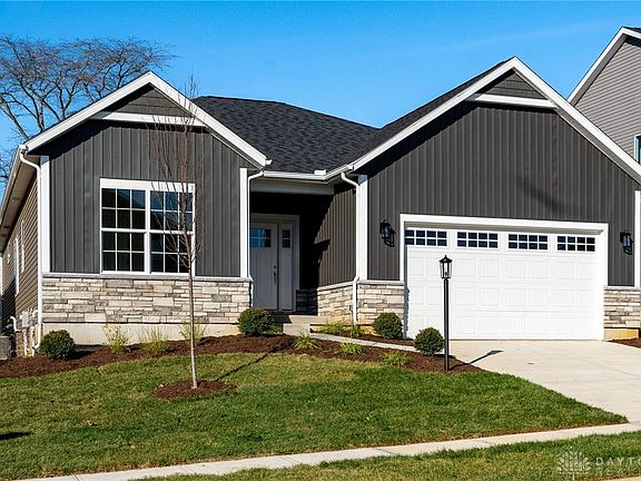 3rd image of 2936 Riverstone Dr