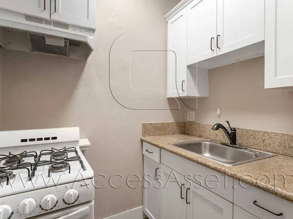 226 E Peck St APT 12, Lake Elsinore, CA 92530