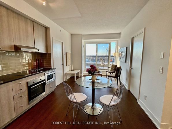 7 Kenaston Gdns #716, Toronto, ON M2K 1G7