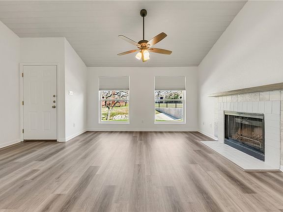 5th image of 1501 Stallings Dr APT 72