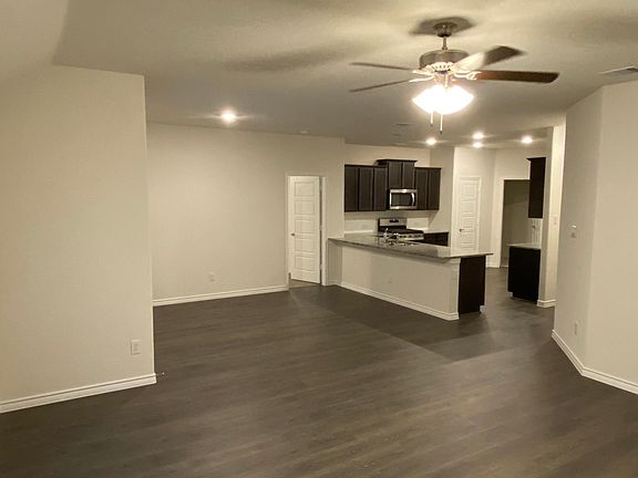 3rd image of 246 Virginia Ct