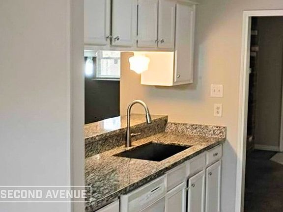 3rd image of 8815 Fern Valley Dr