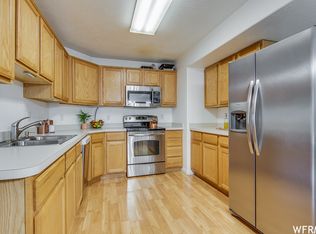 8043 N Ridge Loop E #E-6, Eagle Mountain, UT 84005