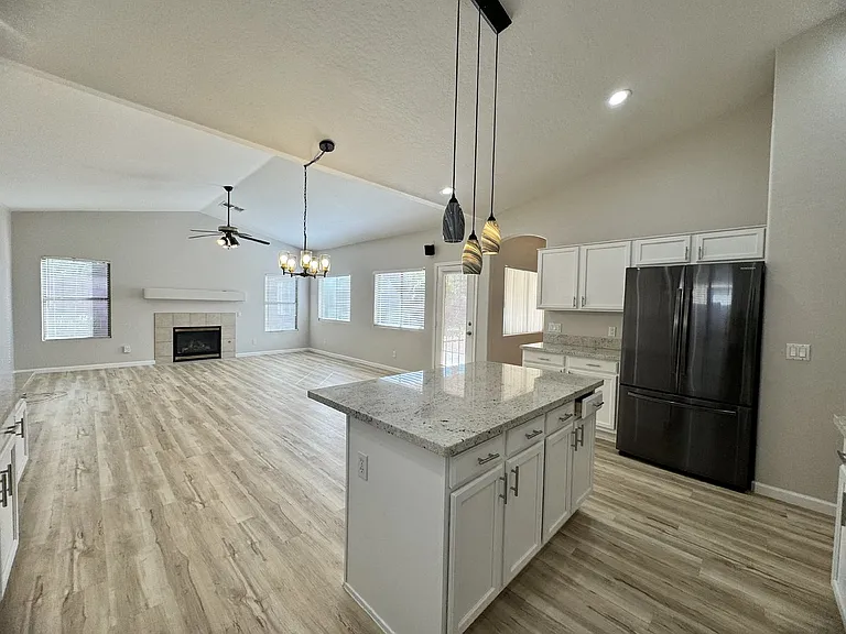 495 N Bluejay Dr — Photo 33