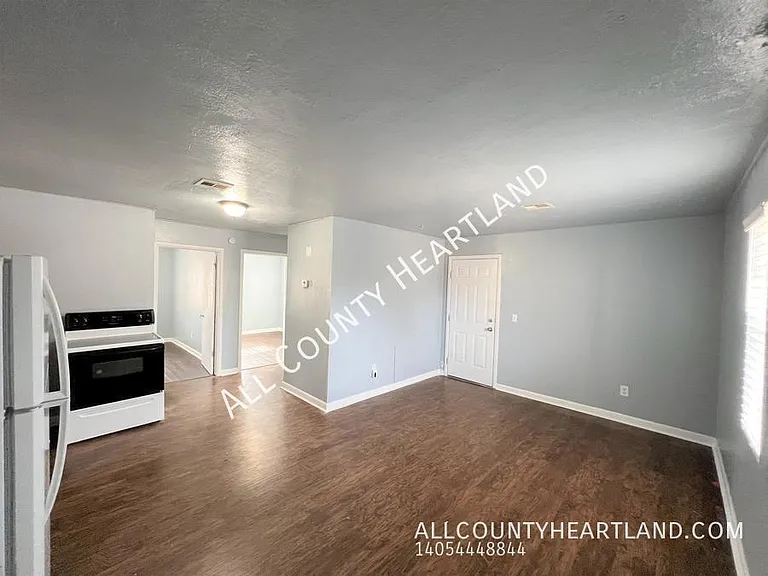 119 S K Ave — Photo 5