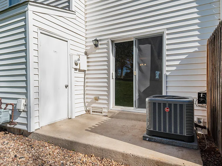 8972 W Dartmouth Pl — Photo 30