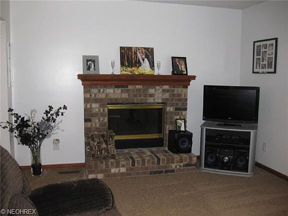 3rd image of 1847 Candlewood Dr