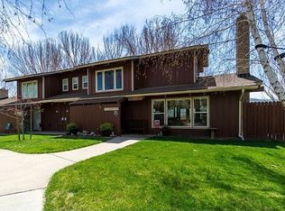 17 Cloverleaf Ct, Tehachapi, CA 93561