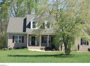 405 Creek Mill Rd, Greensboro, NC 27406