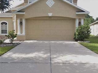 8404 Carriage Pointe Dr, Gibsonton, FL 33534