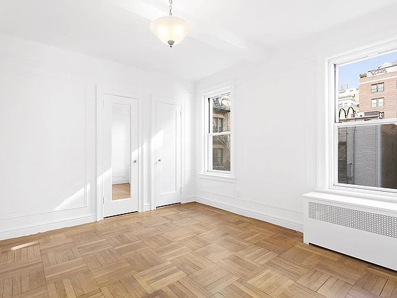 3rd image of 115 E 89th St APT 7D