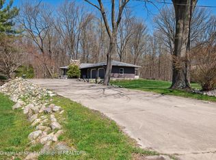 7659 Philwood Dr, Lansing, MI
