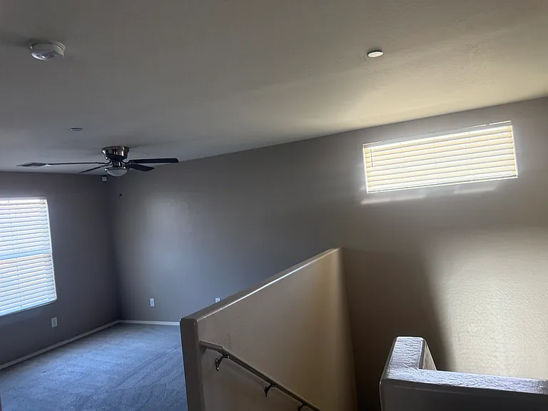 156 N 56th Pl — Photo 33