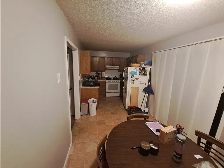 Prairie Glen Pl — Photo 11