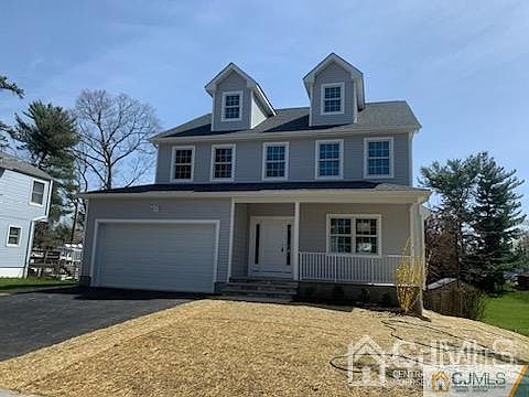 1st image of 1431 Greenwood Dr