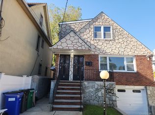27-12 Curtis St #1, East Elmhurst, NY 11369