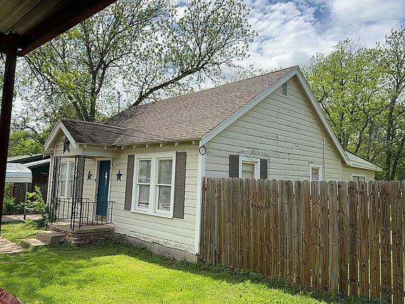 2nd image of 1113 N Lane St