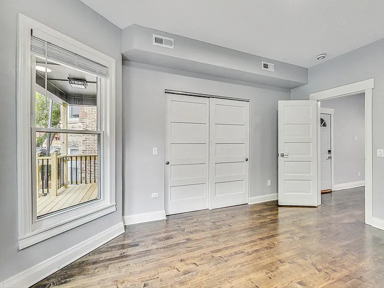 2037 N Spaulding Ave #1 — Photo 13