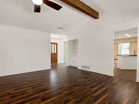 4th image of 2207 Glen Forest Ln