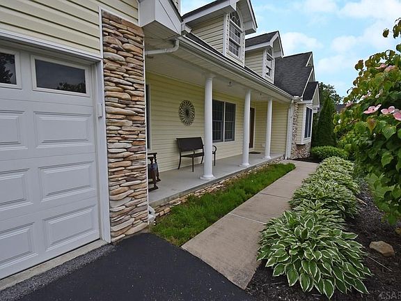 3rd image of 104 Covington Dr