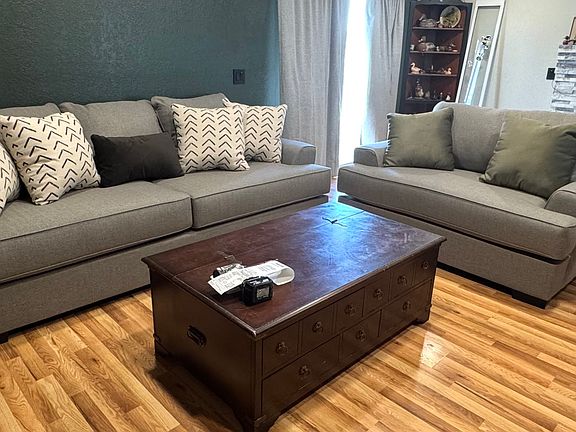 4th image of 1304 Mirage Dr