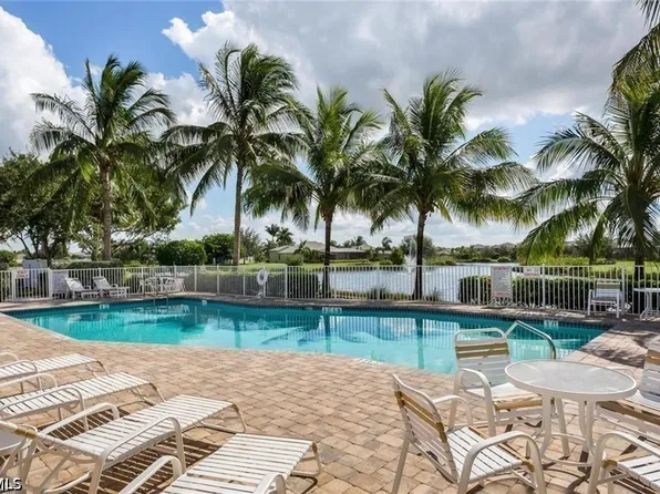 9729 Pineapple Preserve Ct, Fort Myers, FL 33908