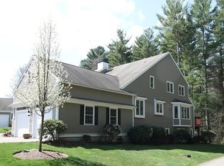 60 Humphreys Ln #60, Duxbury, MA 02332
