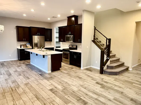 5707 Garriga Dr, Las Vegas, NV 89135