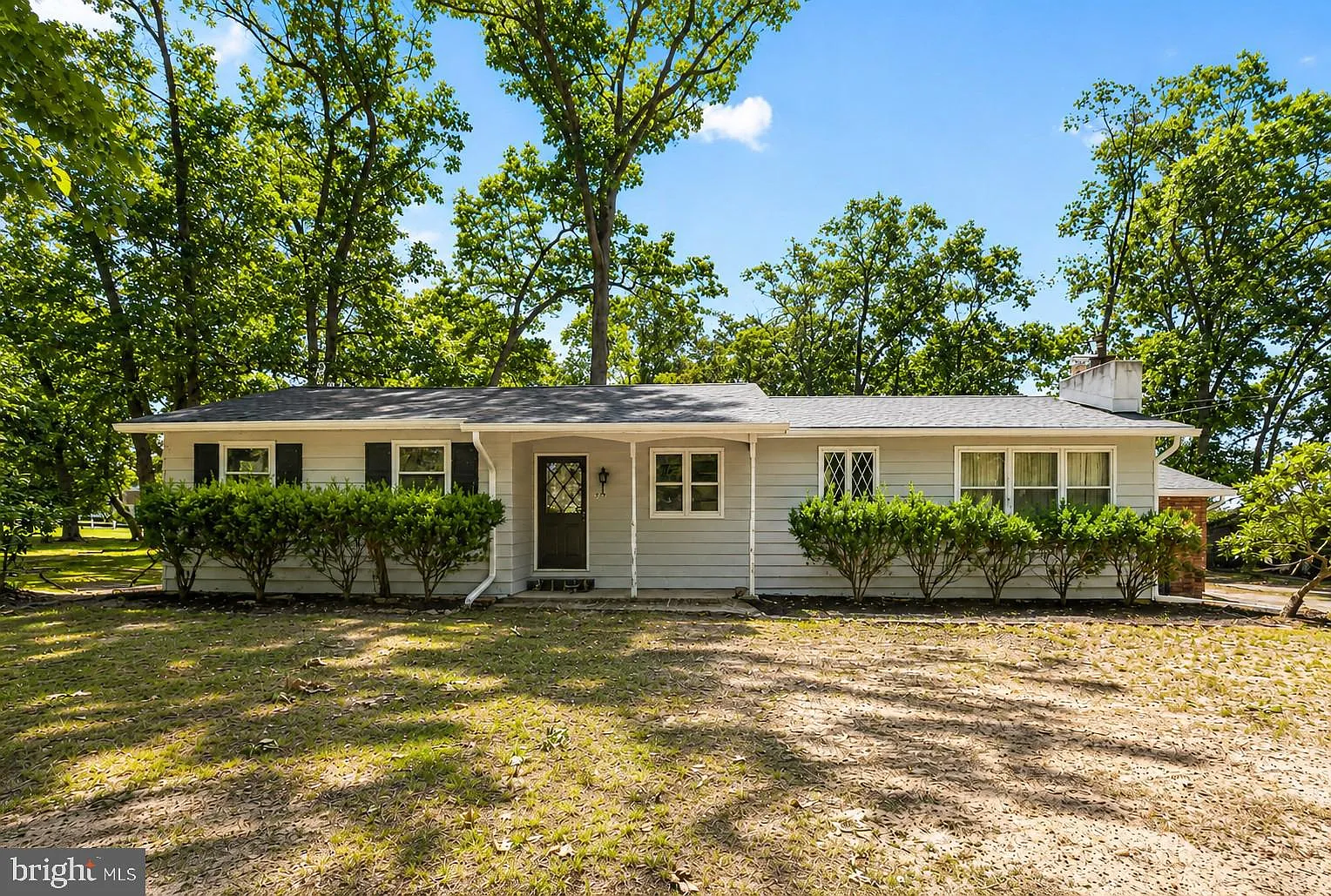 4 bed, 1852 sqft, $3,500 — Photo 1
