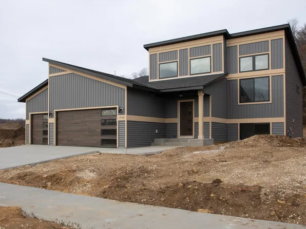 1749 Hadley Hills Dr NE, Rochester, MN 55906