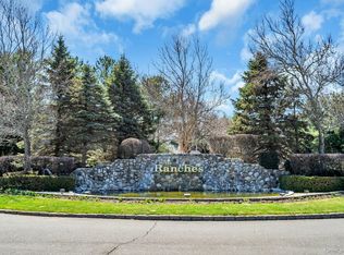 13 N Willam Lane, Mount Sinai, NY